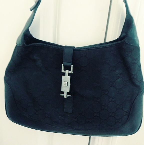 Gucci Handbags - 🔥1 HOUR SALE🔥💯Authentic GUCCI Jackie O bag.